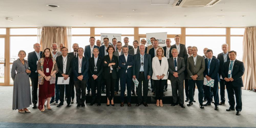 En el acto se han dado cita 23 de los 82 CEO que conforman actualmente la Alianza, representando a las empresas: Accenture, Airbus, Alstom Transporte, Atlantic Copper, Baker & Mckenzie, Becton Dickinson, Cbre, Exolum, Global Omnium, Grupo Adecco, Grupo Juste, Iveco, Lafargeholcim España, Maersk Spain, Mave Trigo Group, Navantia, Orange, Saint-Gobain, Siemens España, Uría Menéndez, Verallia, Wordline Iberia y Zurich Spain.